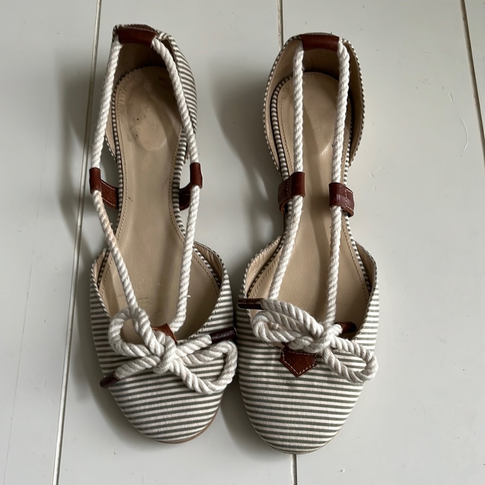 J Crew canvas green/beige striped flats with rope tie detail, Size 7